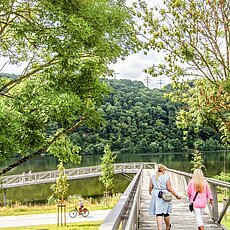 Wohlfühl-Oase am Wasser 🌊 In Hagen konnten wir bei der neuen Areal-Gestaltung am Hengsteysee mitwirken! Damit es für Sp...