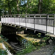 Brückentag in 📍Alsfeld. Im Jahr 2022 durften wir hier eine in die Jahre gekommene Brücke im Naturpark “In den Erlen”🍃 ...